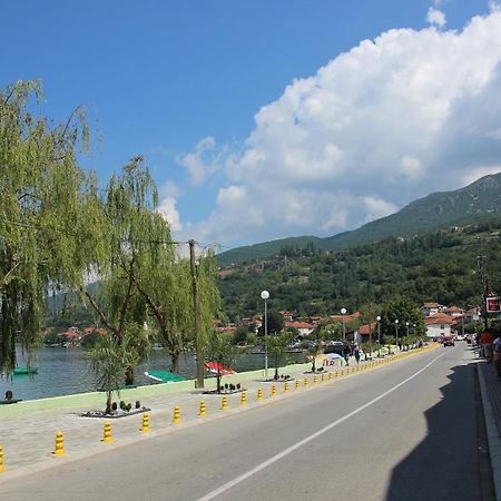 PeštaniPension Lale公寓 外观 照片